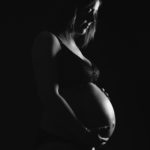 photographe grossesse noir et blanc Morsang-sur-Orge
