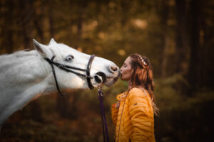 Séance photo un modèle et son cheval