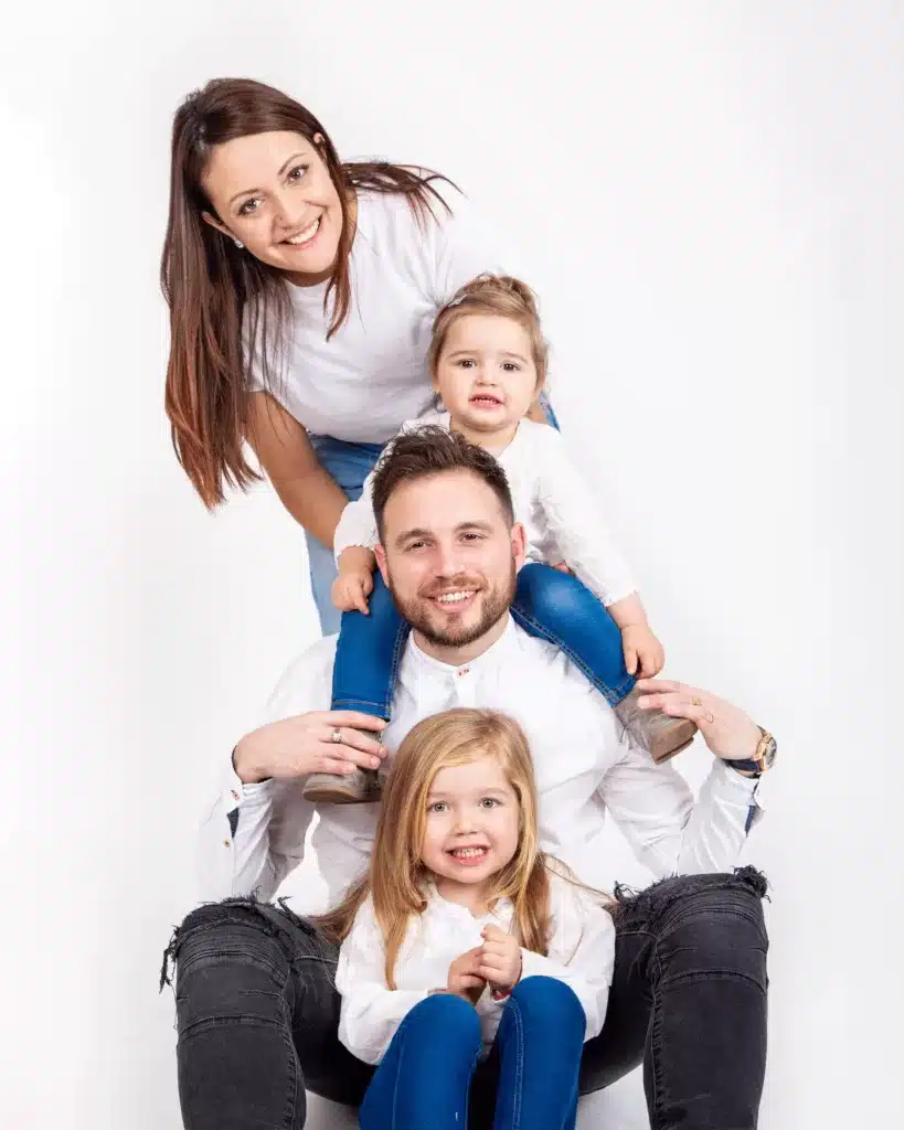 séance photo famille en studio à Brétigny -sur-orge (91)